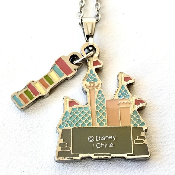 Vintage Disney Cinderella Castle Necklace Pendant Disneyland Snow White 18" - Picture 5 of 8